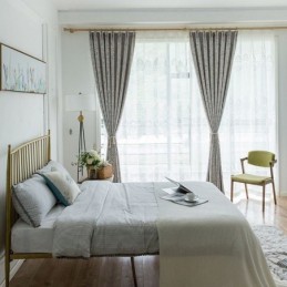 Cortina Moderna Hecha A...