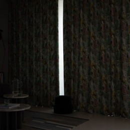 Cortina Hecha A Medida Con Hojas Pintadas Al Óleo Y Cortinas Opacas Con Estampado Americano.